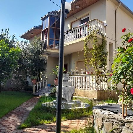 Gather Inn Guest House Shkodër Exteriér fotografie